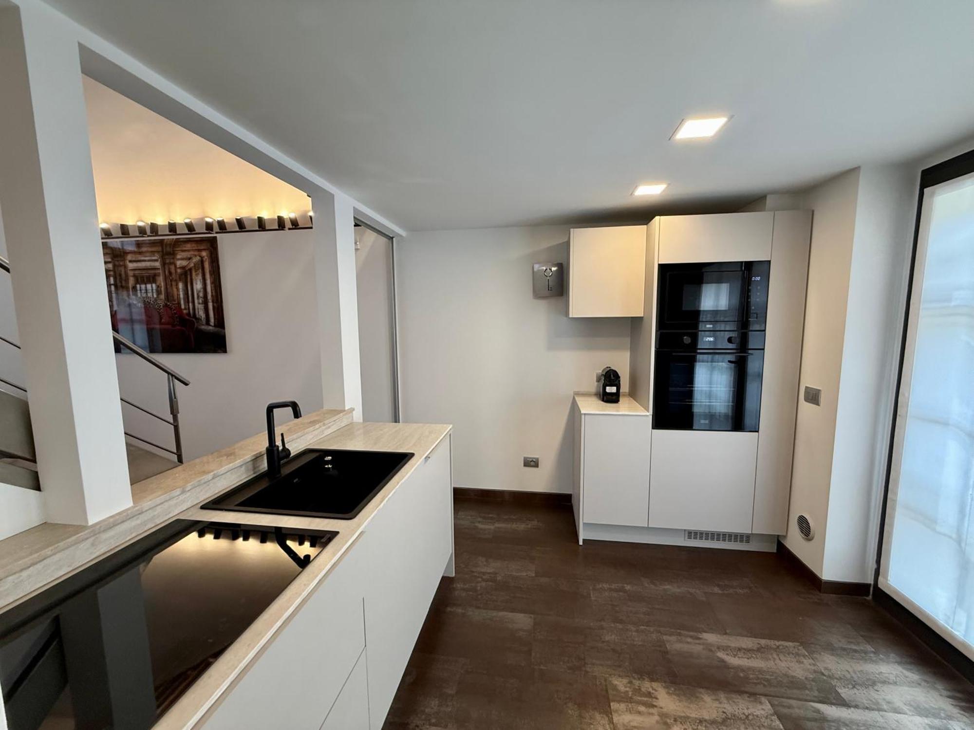 Apartment Luxury House In Pietrasanta 120 Mq Mailand